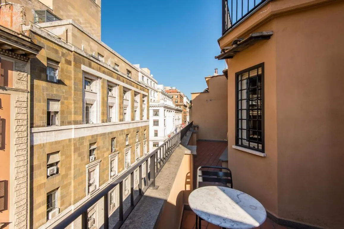 Barberini Cozy Terrace Apartment Rome Italy