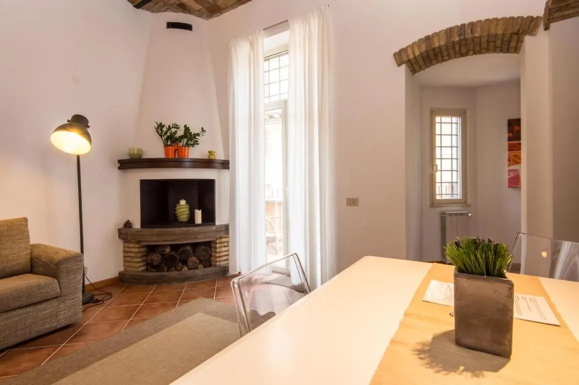 Barberini Cozy Terrace Apartment Rome Italy